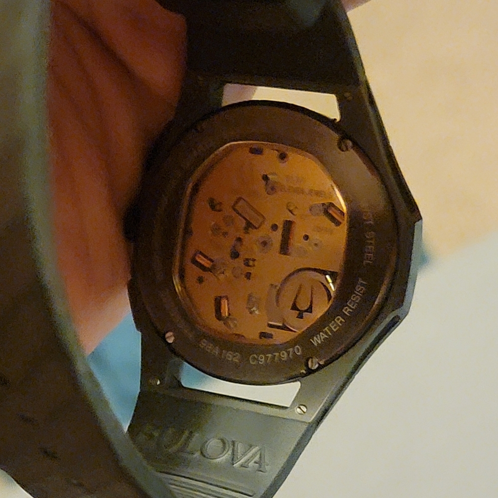 Bulova Curv - Picture 3 of 3